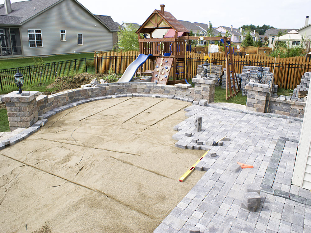 DIY vs. Professional: The Pros and Cons of Paver Cleaning and Sealing